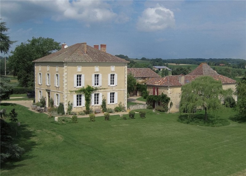 Property For Sale: Condom, Gers, France 