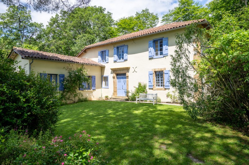 Property For Sale: Castelnau Magnoac, Hautes-Pyrénées, France 