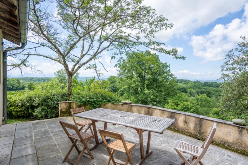 Property For Sale: Castelnau Magnoac, Hautes-Pyrénées, France 