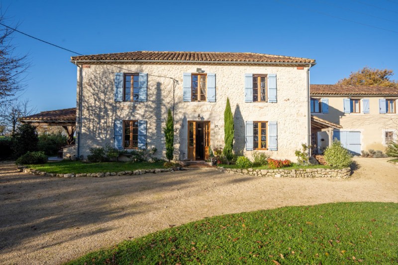 Property For Sale: Gondrin, Gers, France 