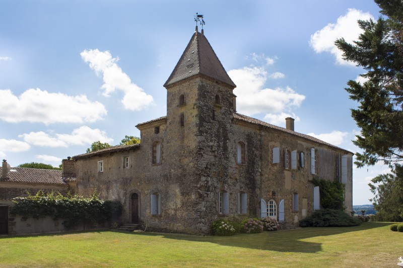 Property For Sale: Vic Fezensac, Gers, France 
