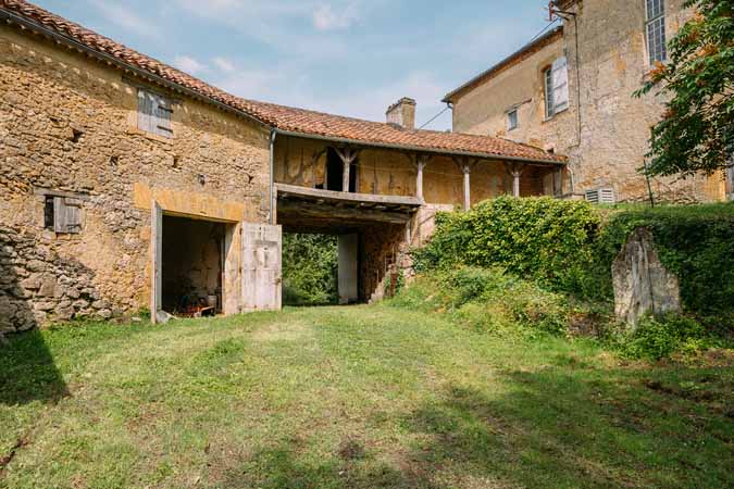 Property For Sale: MIRANDE, Gers, France 