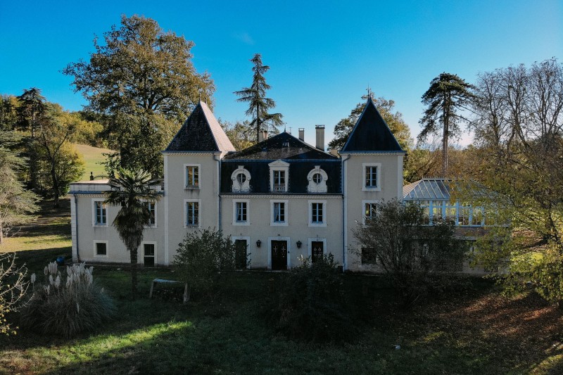 Property For Sale: Mirande, Gers, France 