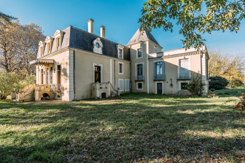 Property For Sale: Mirande, Gers, France 